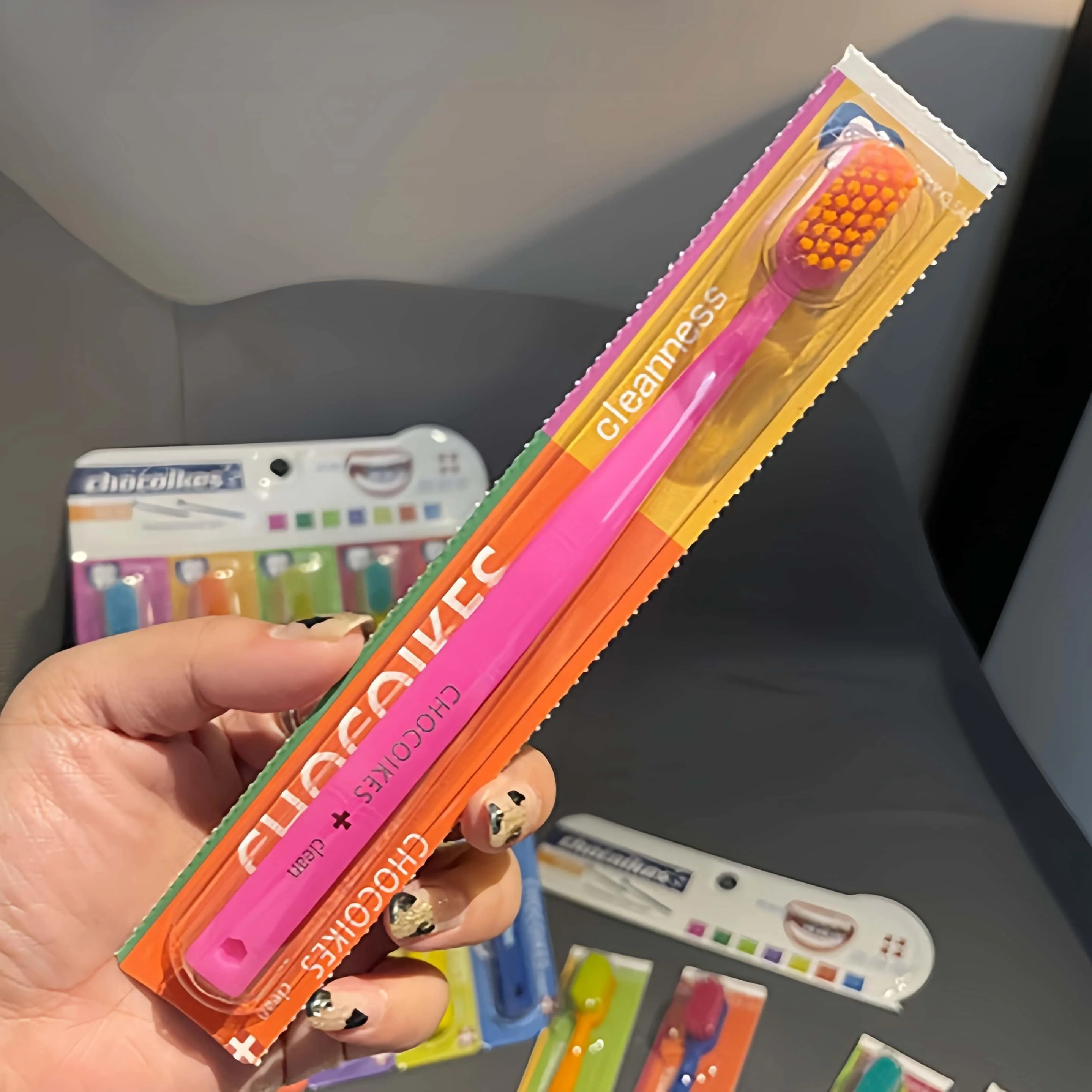 5 Packs of Chocolate Swiss Car - Bamboo Toothbrush recension och pris
