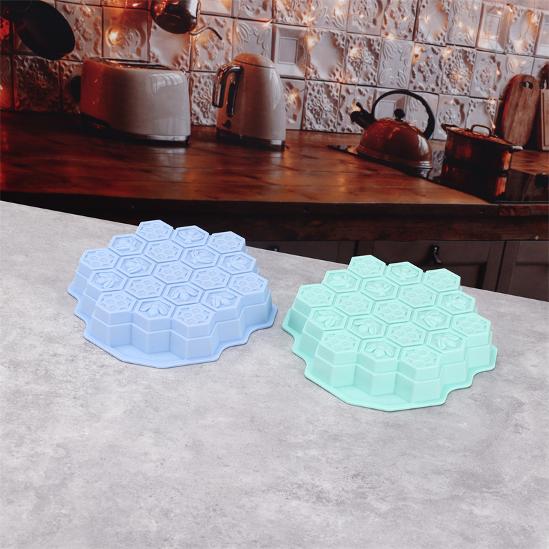 Silicone 19 Mobile Bee Honeyco - Eco Soap recension och pris